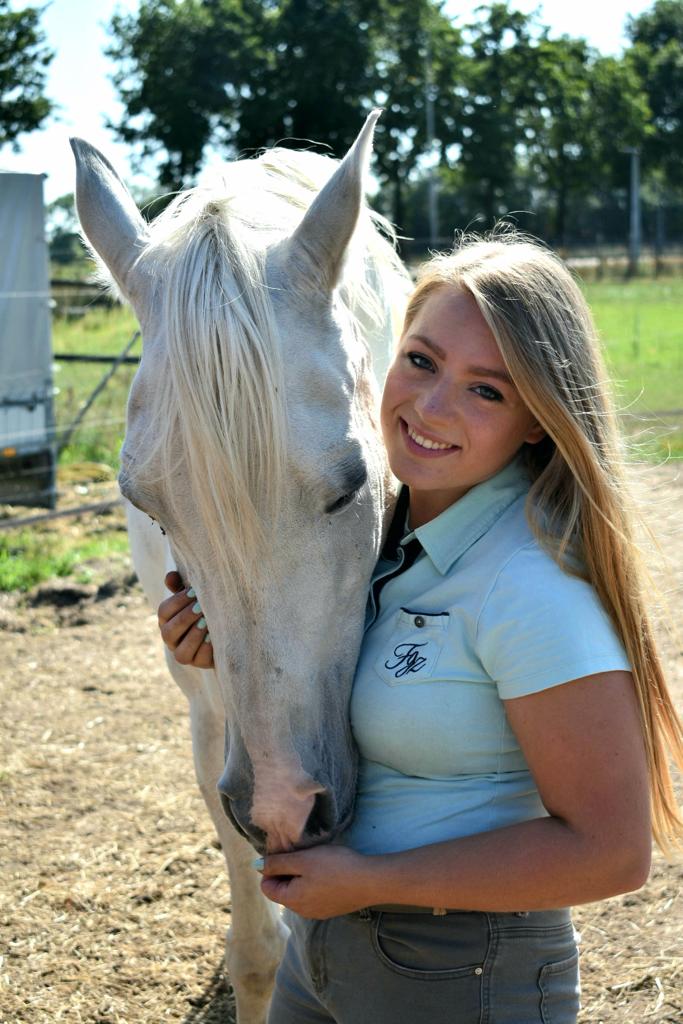 Mellisa met haar pony